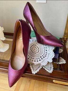 Sam Edelman Hazel Pointed Toe Pumps – Metallic Orchid – Size 8